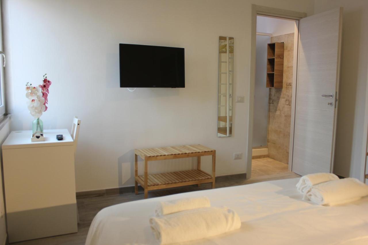 Roman Sunrise Rooms Luaran gambar